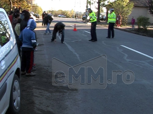 Foto Tanara ranita pe strada Electrolizei (c) eMM.ro